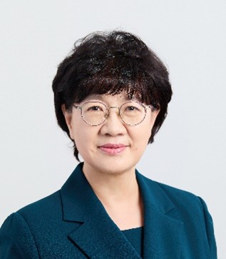 중앙대학교 약학대학 교수 사진입니다.